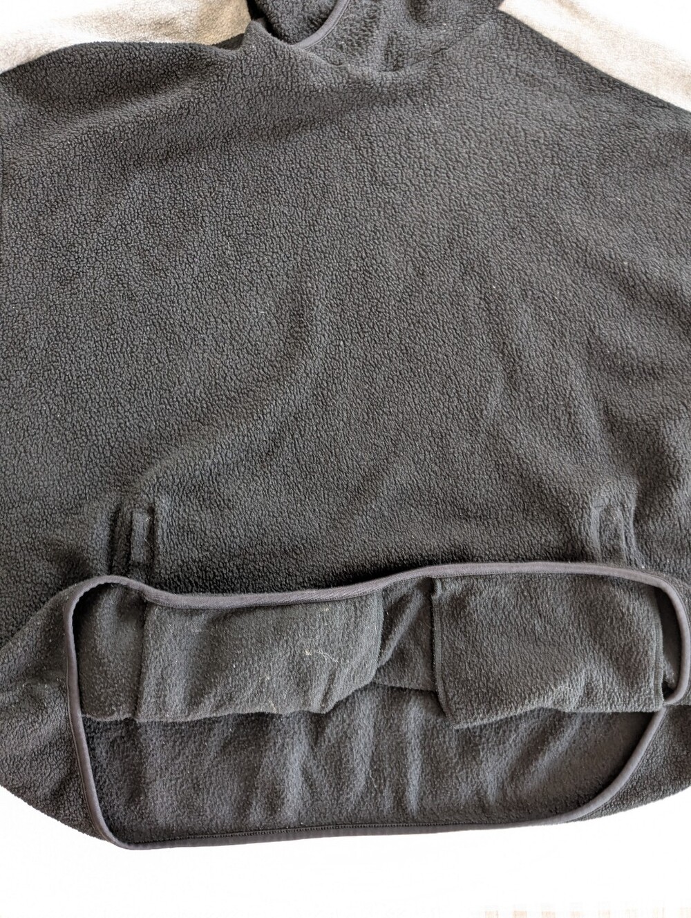 Benetton Fleece Hoodie Size Large - Picture 8 of 10